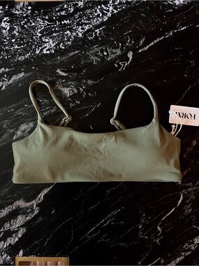 Olive Green Seamless Sports Bra